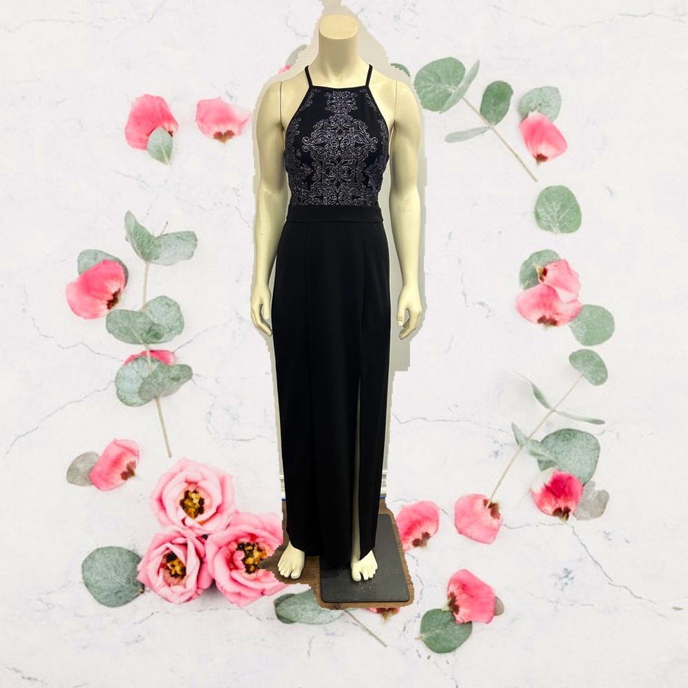 SPEECHLESS LONG  GOWN WITH SILVER GLITERRY TOP ADJUSTABLE STRAPS FRONT SLIT 9